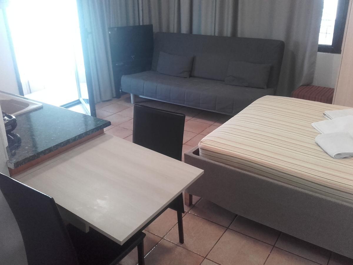 Teris Appartment Preveza Exterior photo